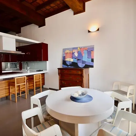 Casa Alferi By Tramonti Apartment L'Aquila